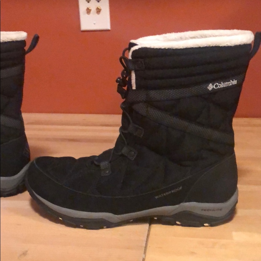 Columbia Snow Boots - Worn One Time Only